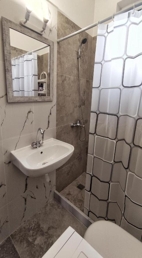 Apartament Garnet 1 Kalamata Zewnętrze zdjęcie
